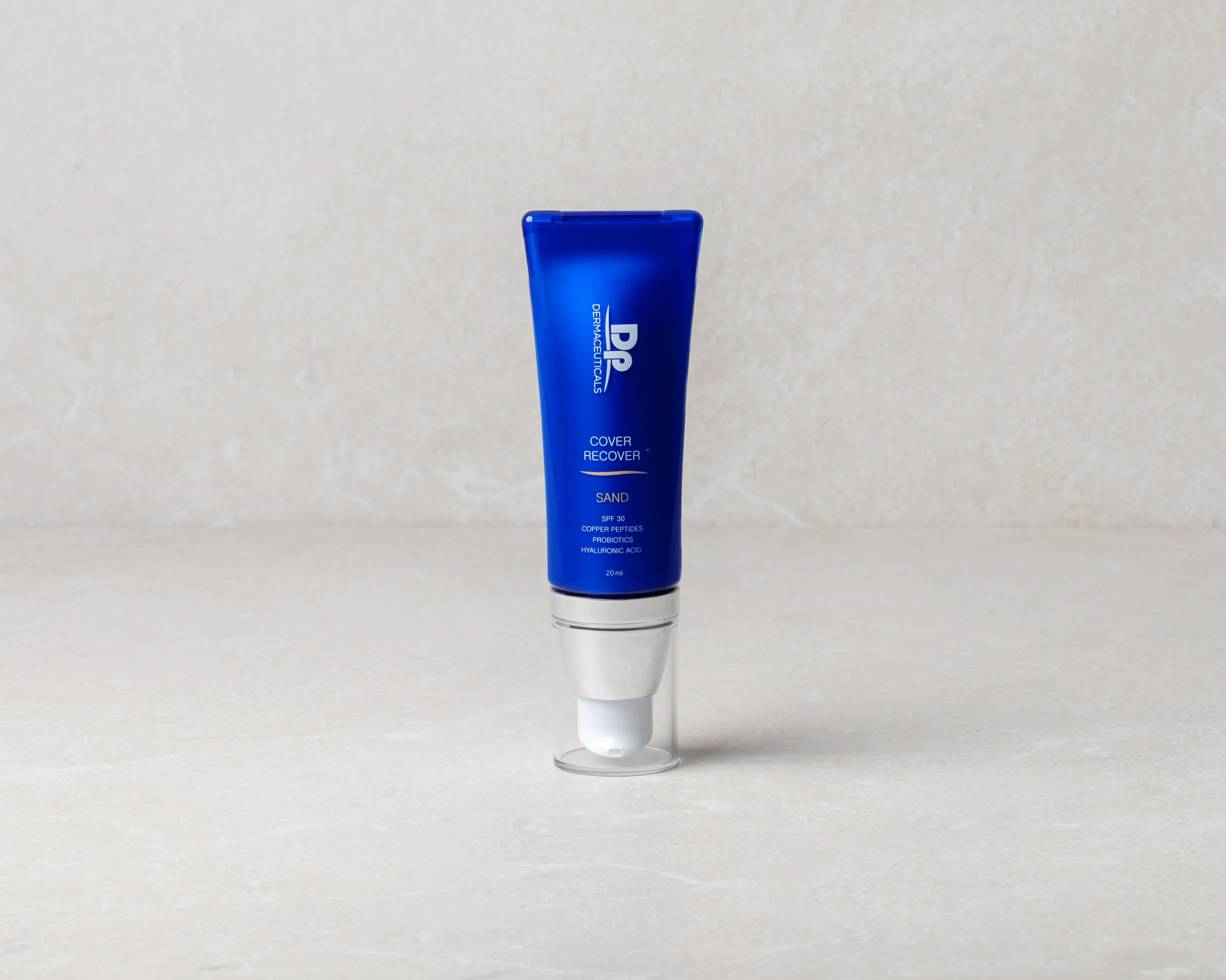 Cover Recover Sand 20 ml - 2020 08 25 dermapen world day 4 067 - DPD-CR-SAND-20