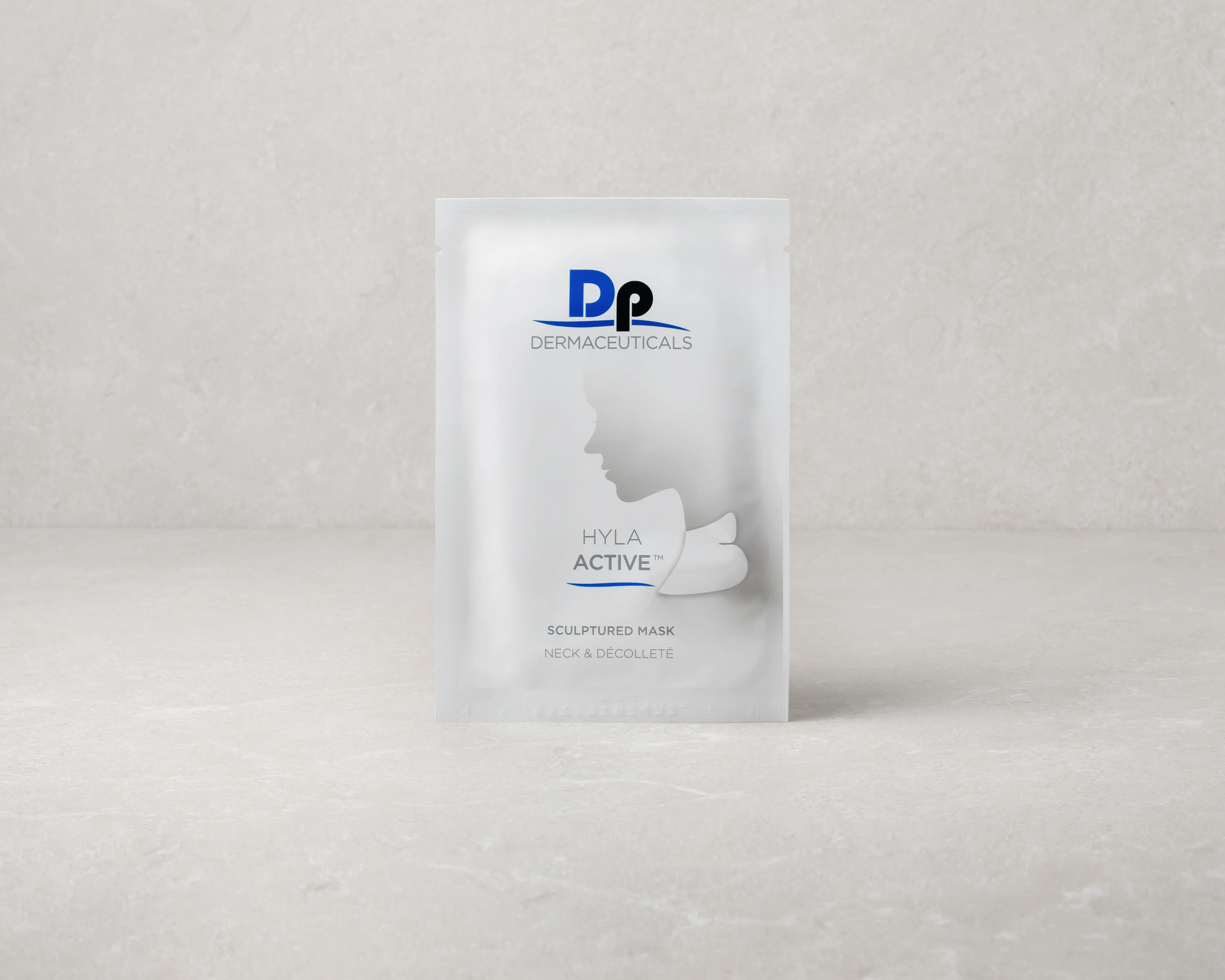 Hyla Active Masker Nek en Decollete, doos van 5 stuks - 2020 08 25 dermapen world day 6 034 1 - DPD-HA-NDEC-MASK-5